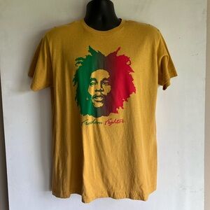 Zion Rootswear Freedom Fighter Tee - Mustard Yellow Mens large